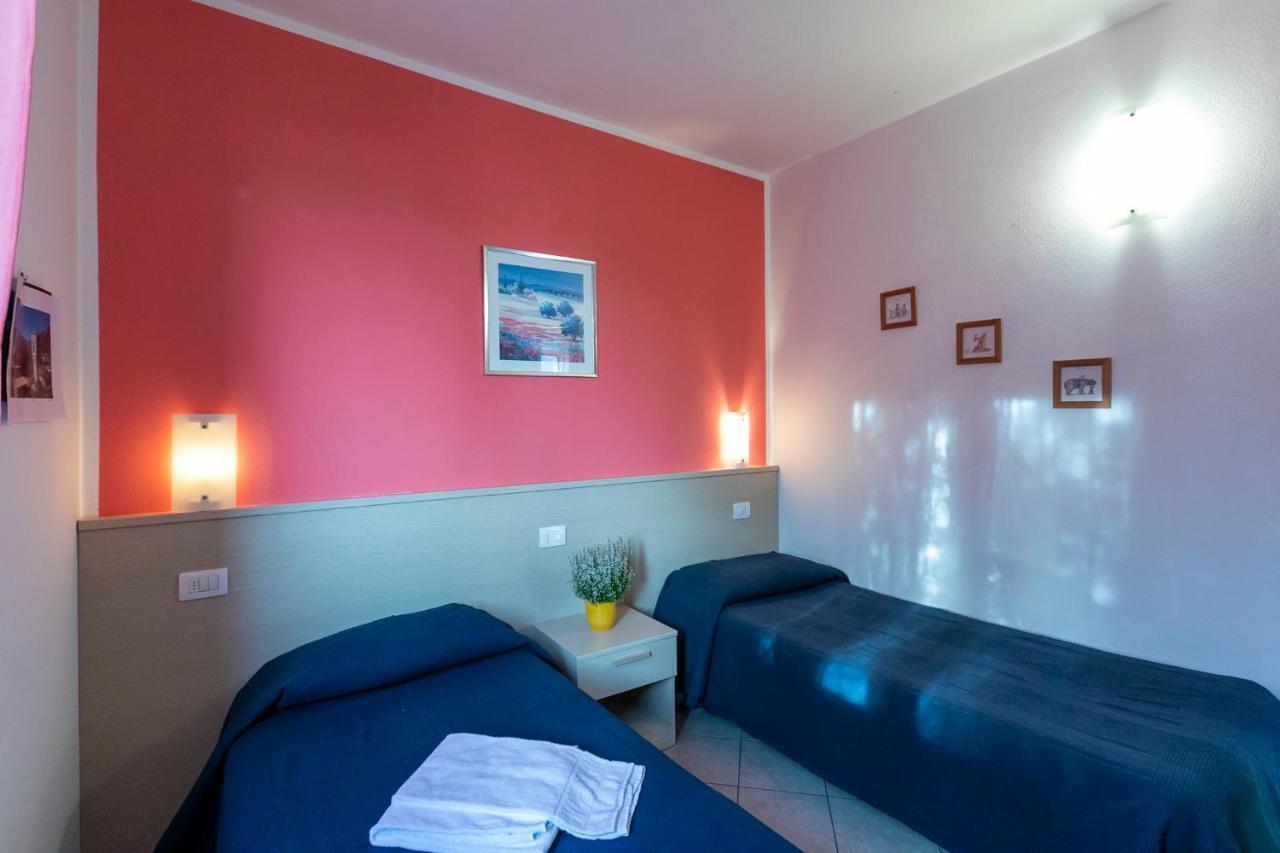 La Collina Degli Ulivi Apartment Vercana Bagian luar foto