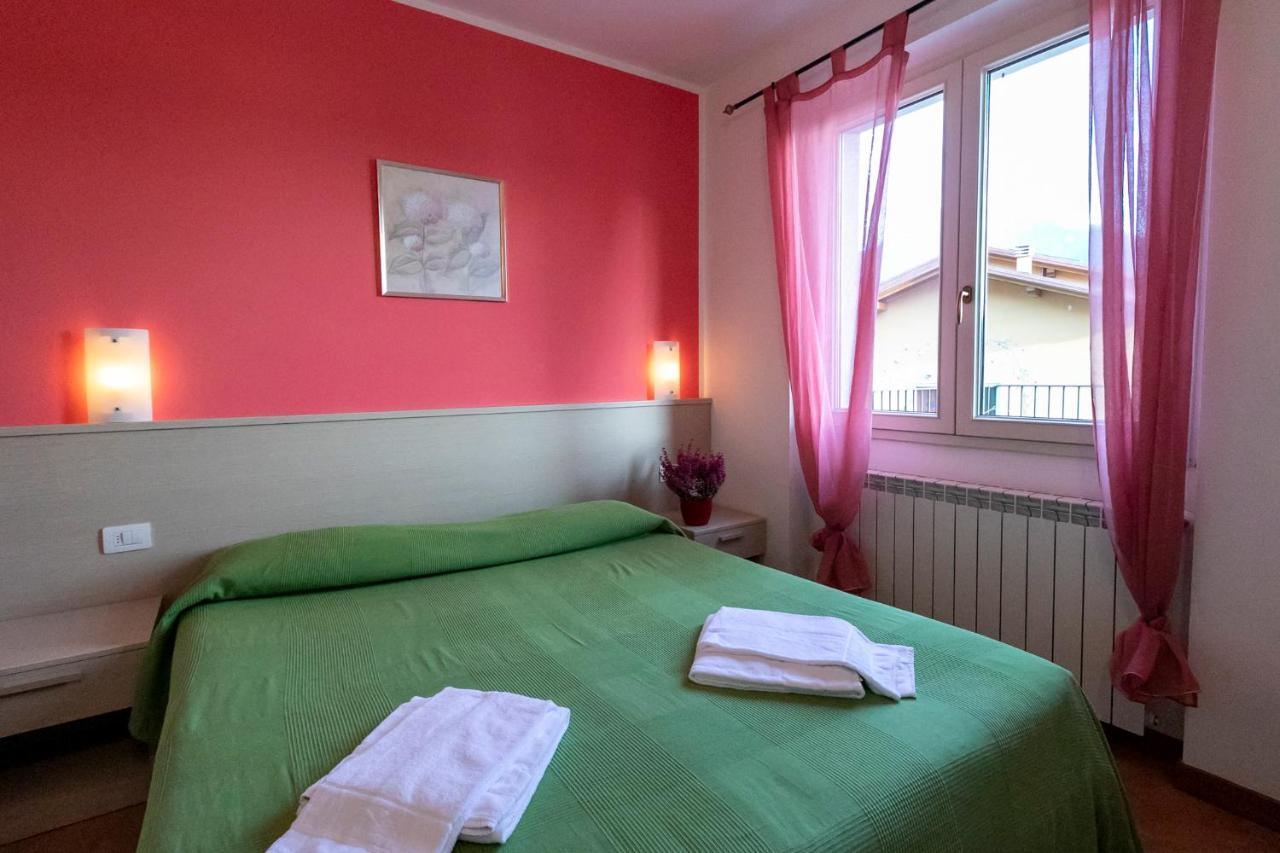 La Collina Degli Ulivi Apartment Vercana Bagian luar foto