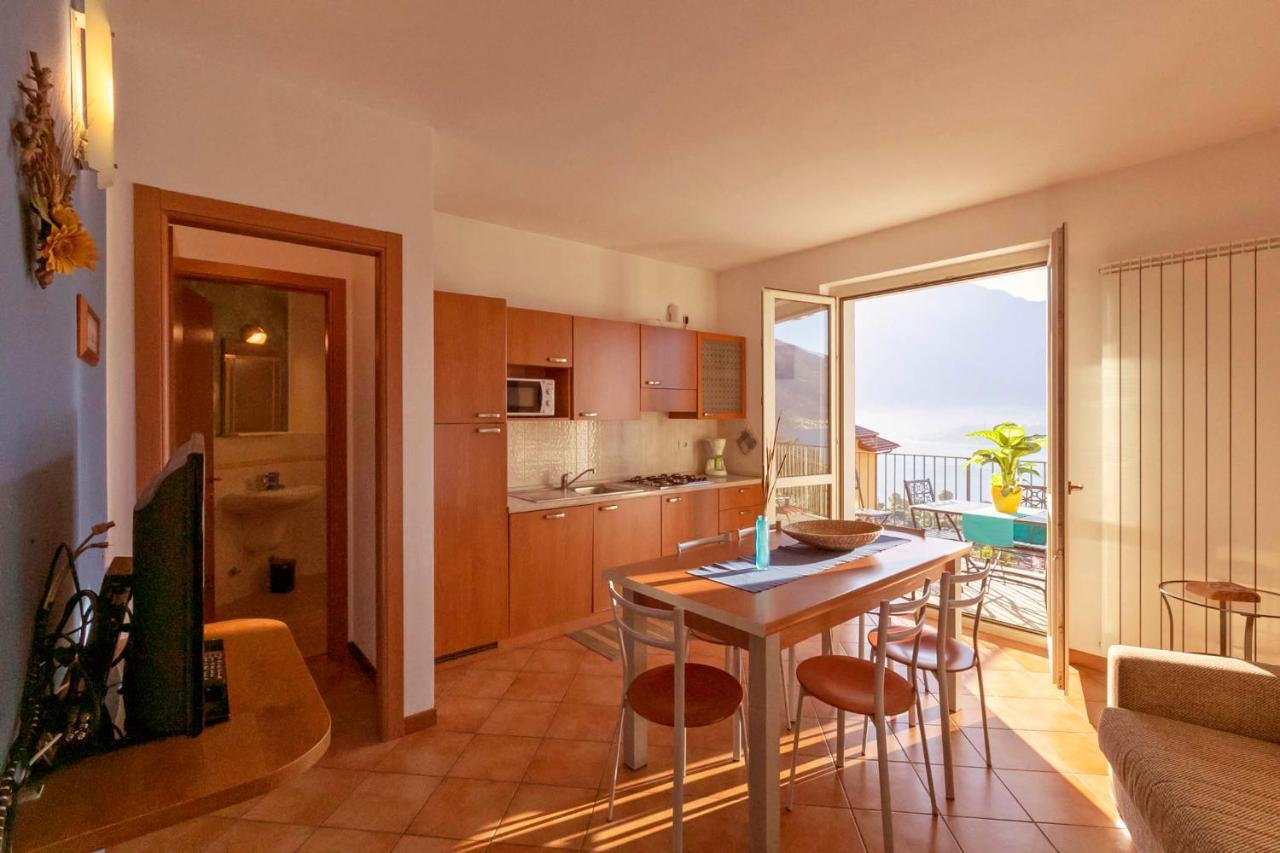 La Collina Degli Ulivi Apartment Vercana Bagian luar foto