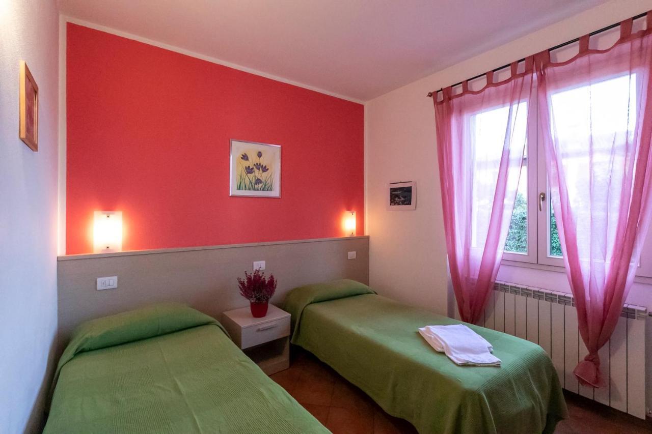 La Collina Degli Ulivi Apartment Vercana Bagian luar foto